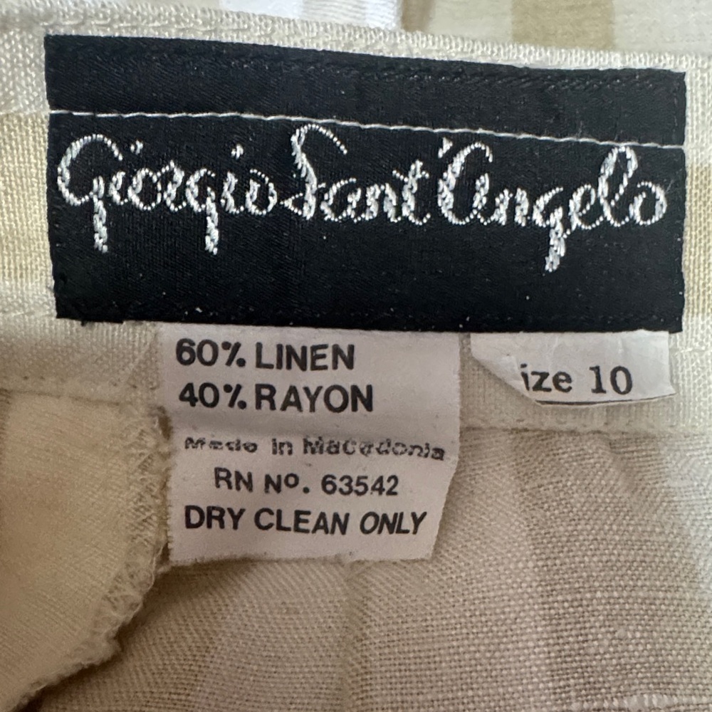 Vintage High Rise Striped Linen Bermuda Shorts 
| Minimalist Retro Resortwear - Picture 11 of 11